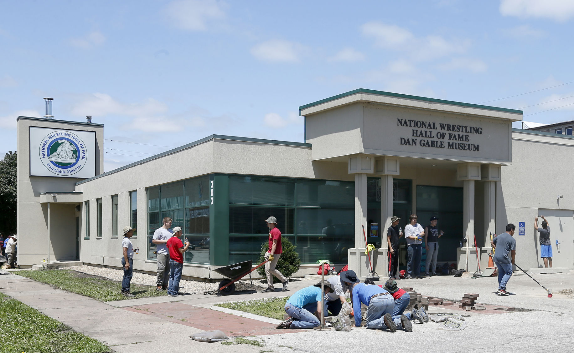 062316bp-museum-landscaping
